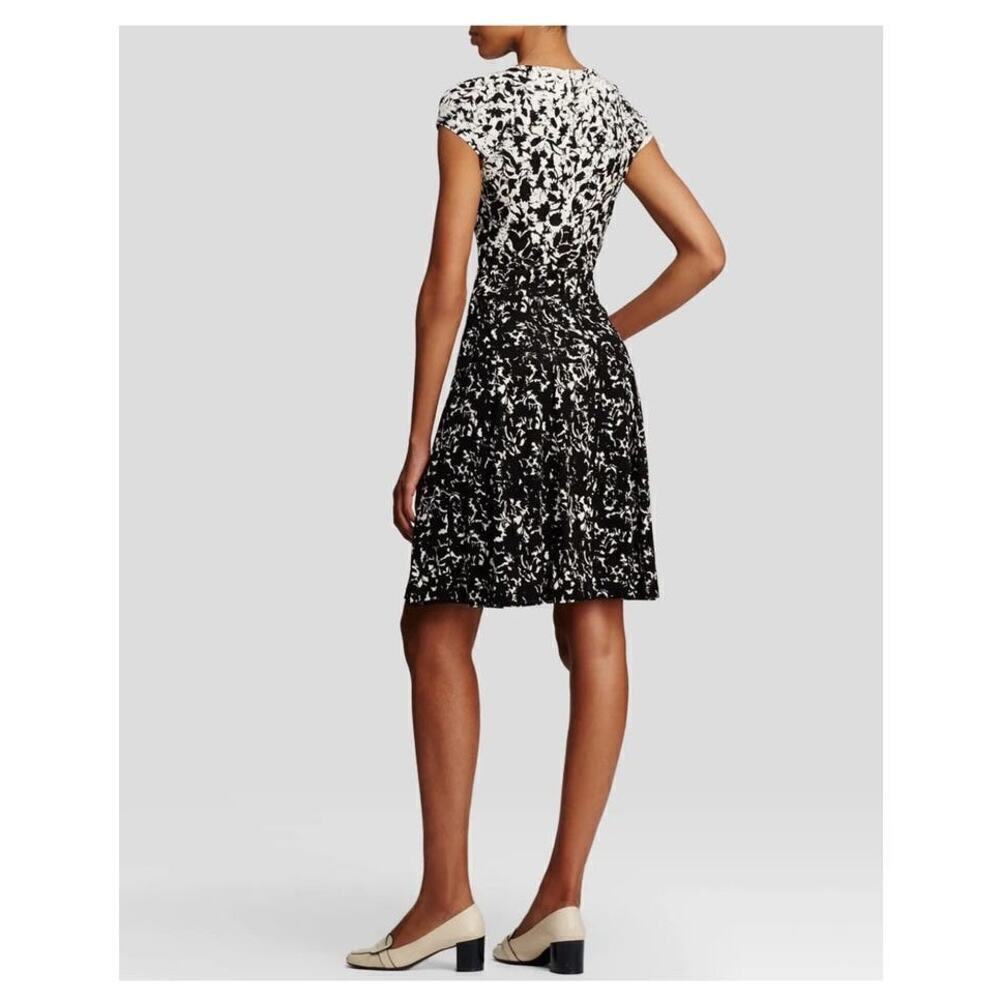 Tory Burch Sophia Black and White Floral Print Mid-length Dress Size Small - Picture 3 of 9